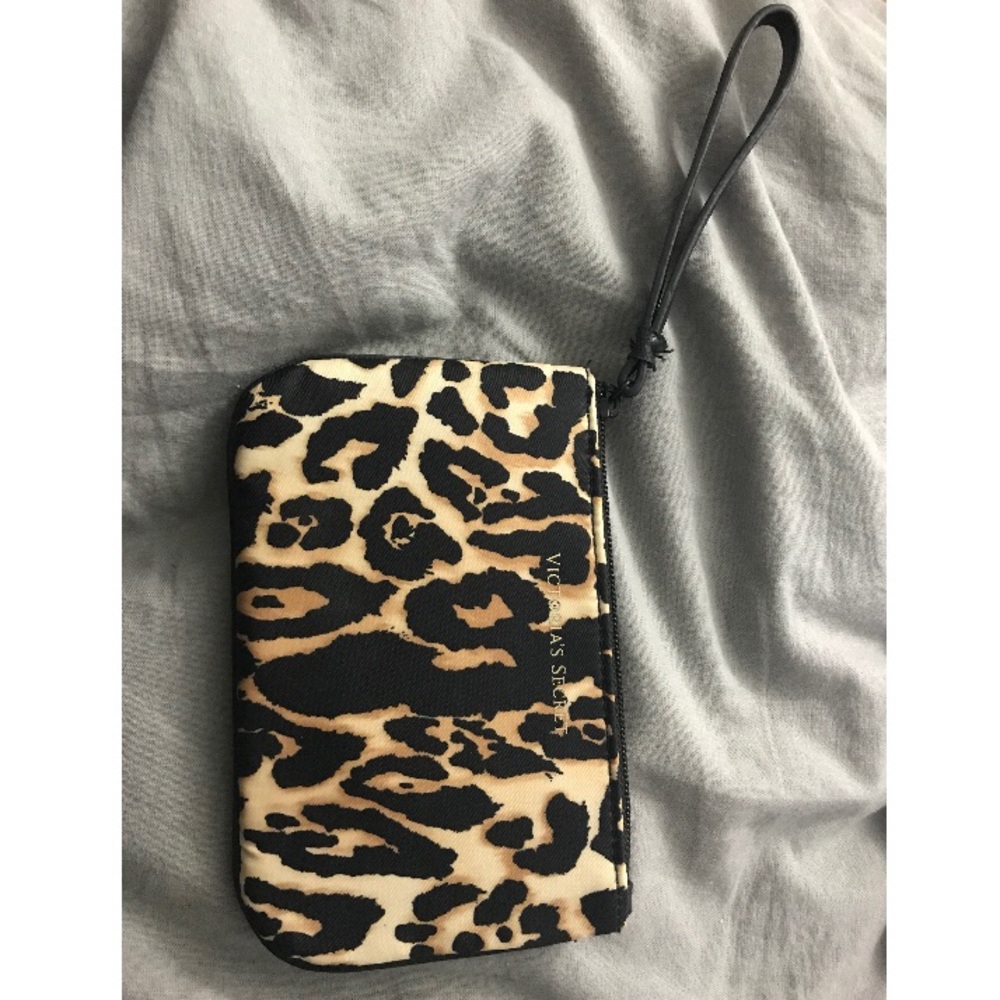 Victoria’s Secret wristlet